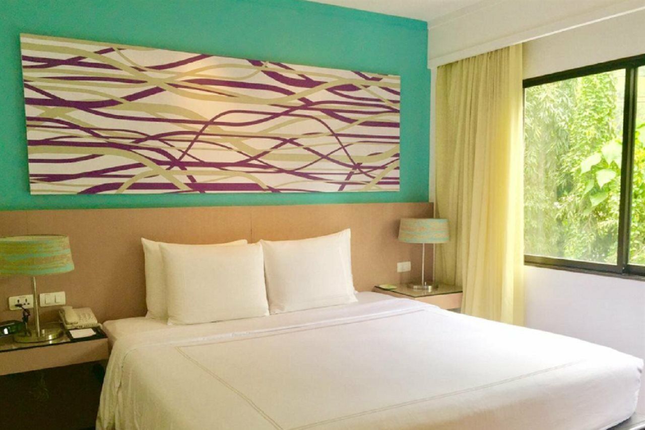 Radisson Resort And Suites Phuket Kamala Beach Eksteriør billede